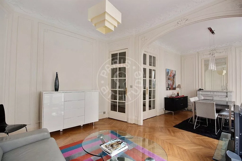 Appartement Rue Raynouard à Paris