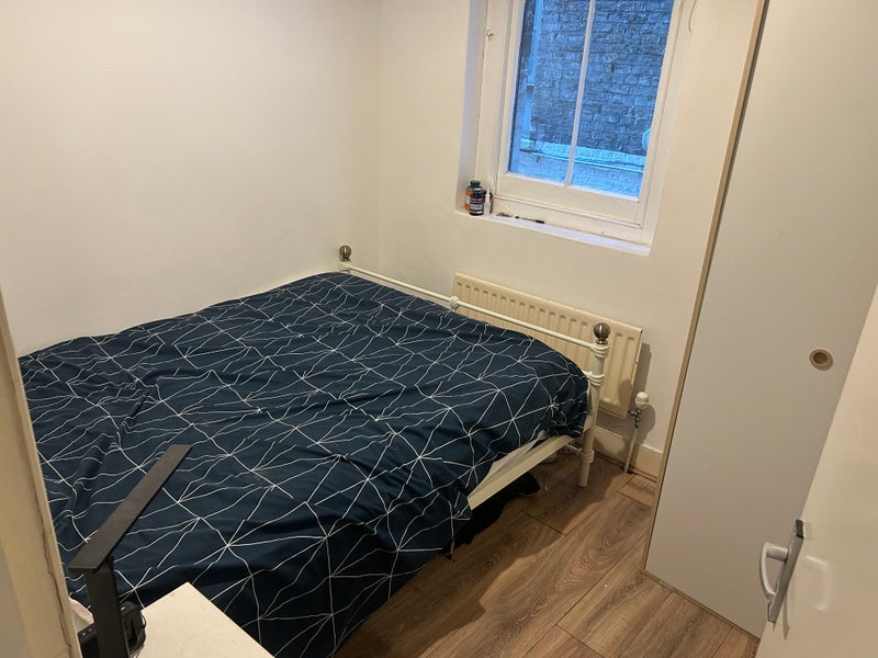 Room Brighton Terrace in Greater London