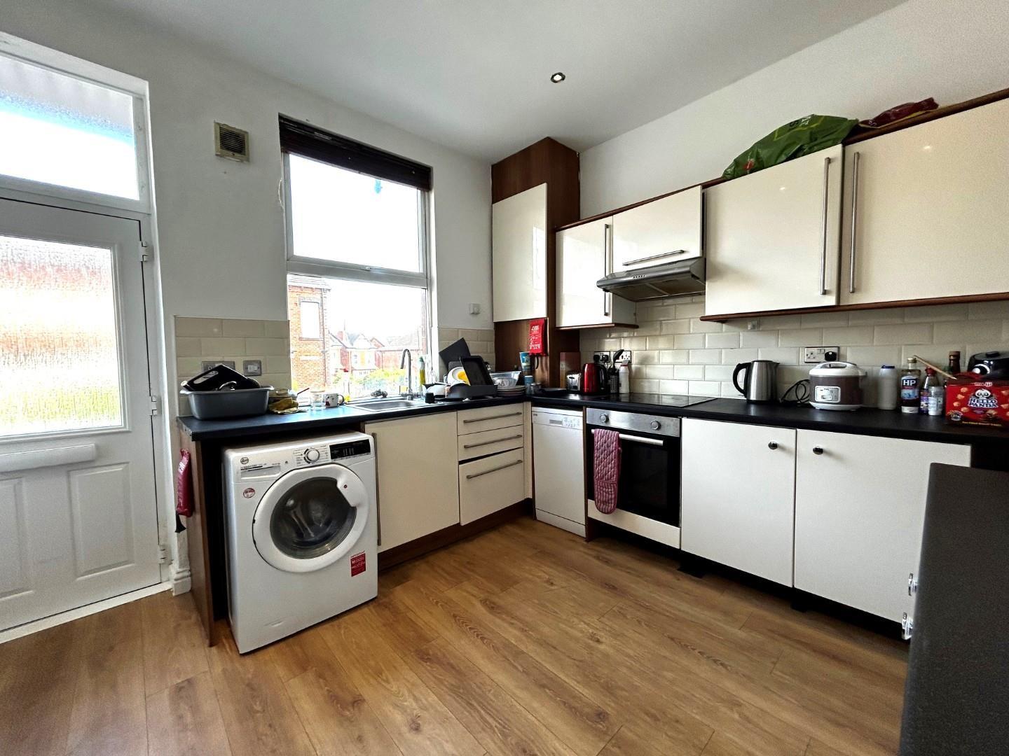Flat Ash Road in Leeds