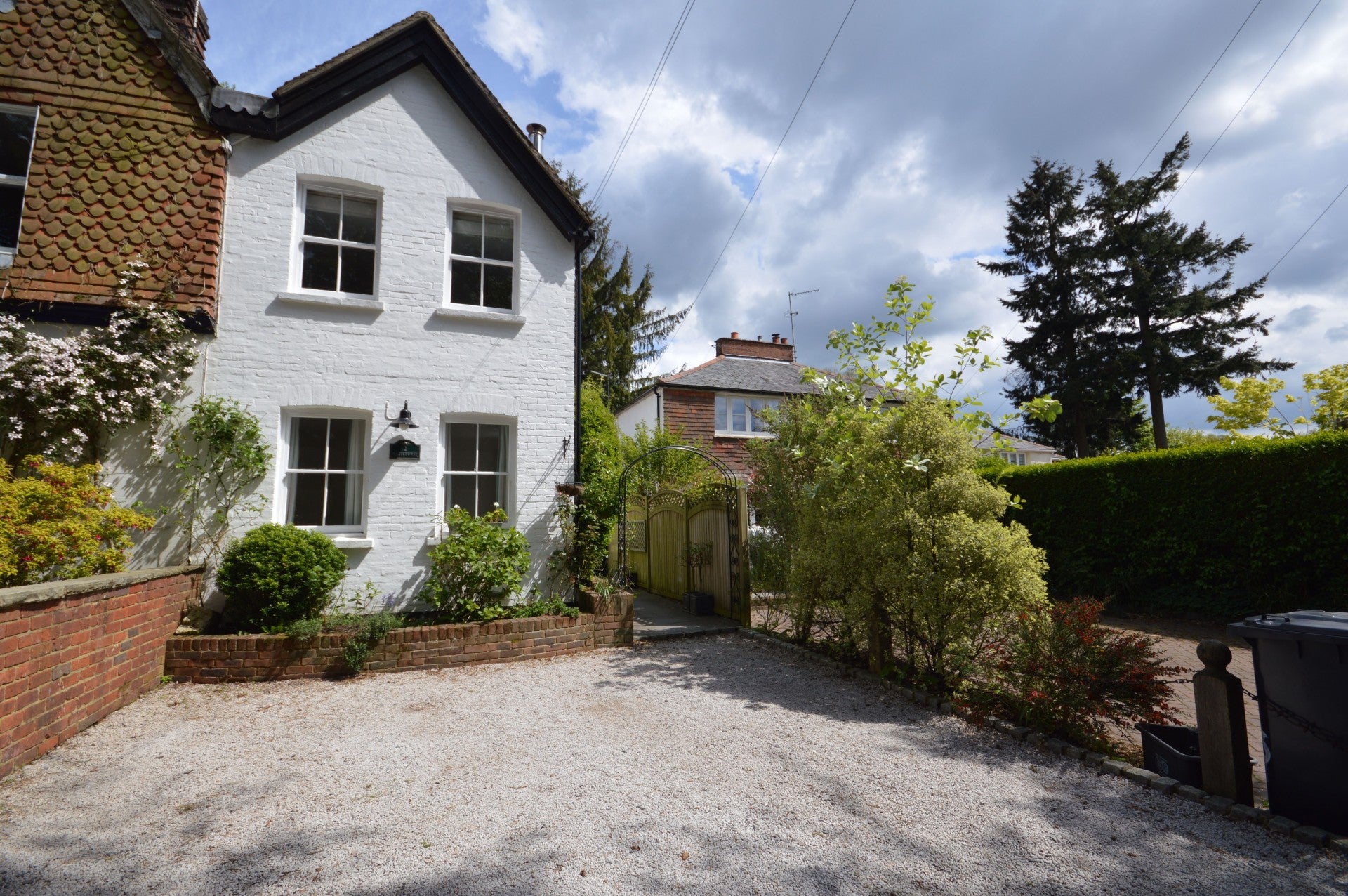 House School Road in East Hampshire