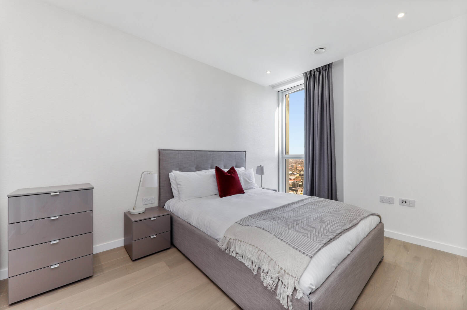 Flat Fortunes Walk in Greater London