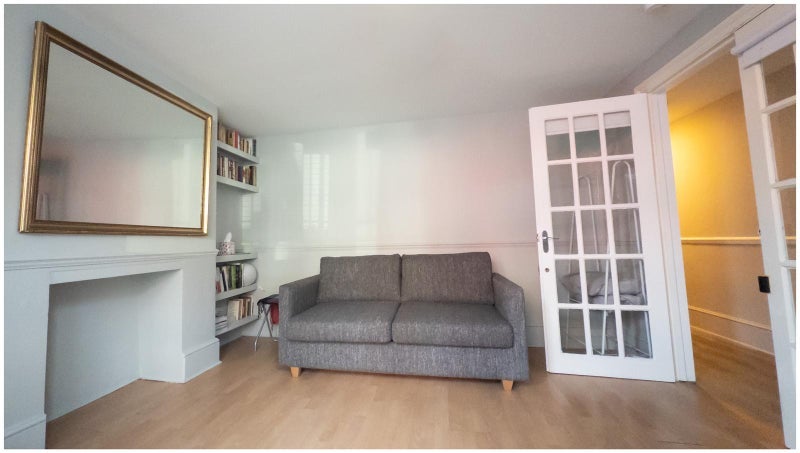 Flat Queenstown Road in Greater London