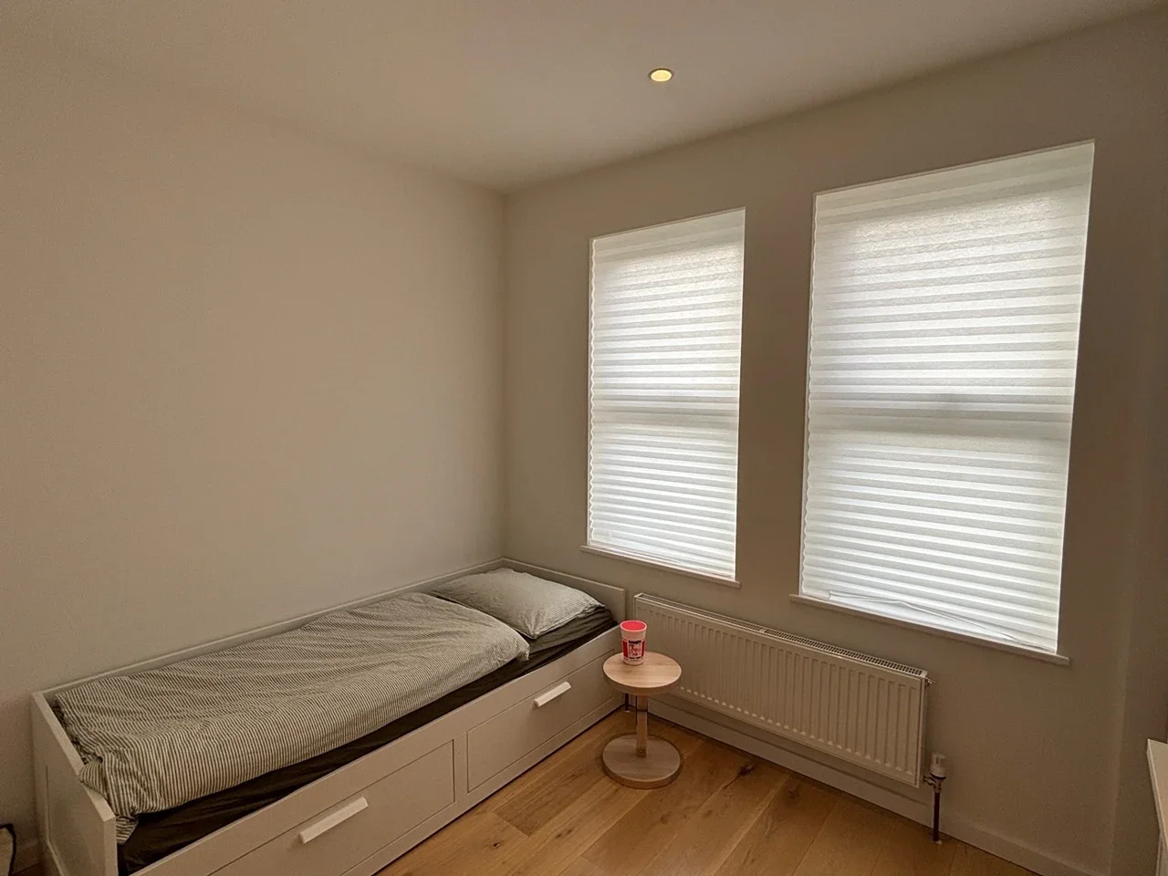 Room Grand Drive in Greater London