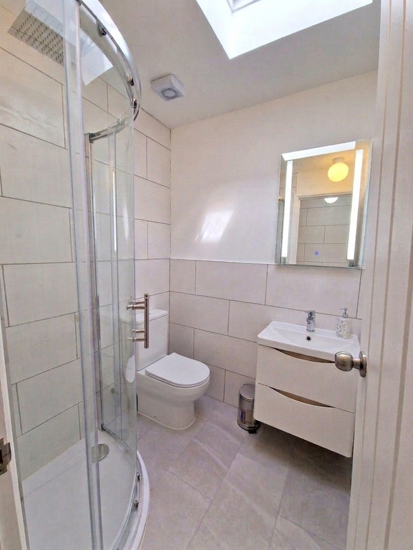Room Woolmer Gardens in Greater London