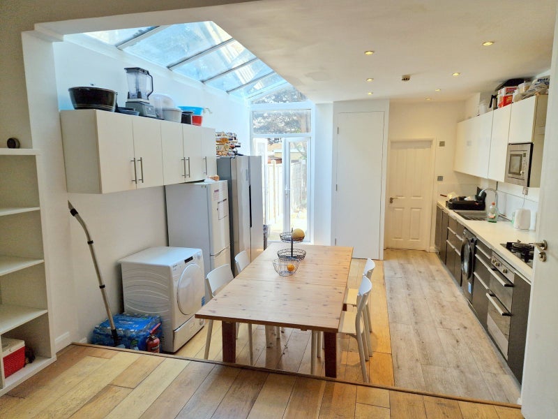 Room Woolmer Gardens in Greater London