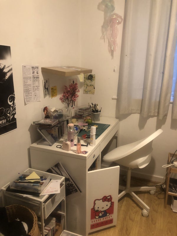 Room Stotfield Road in Nottingham