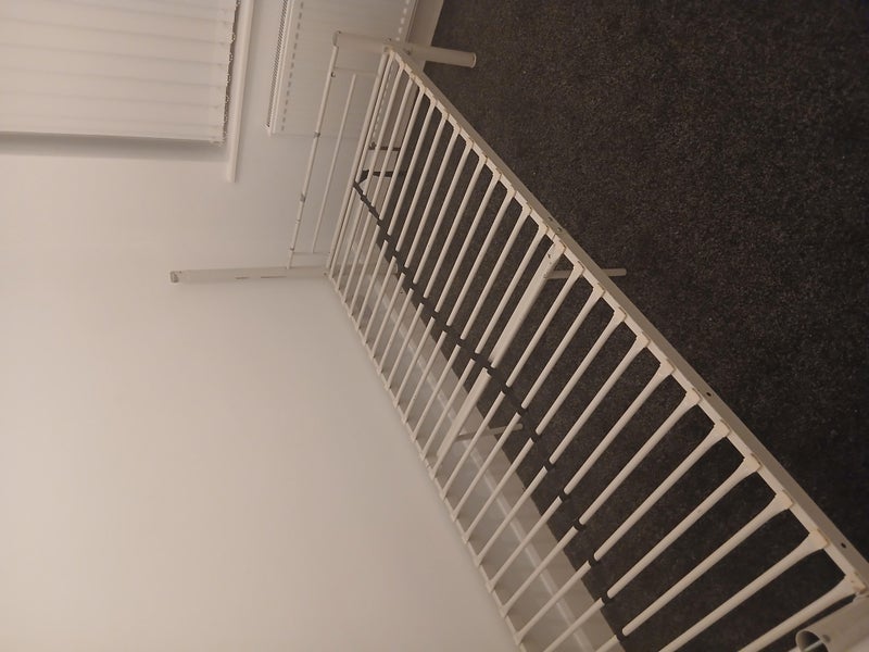 Room Stotfield Road in Nottingham