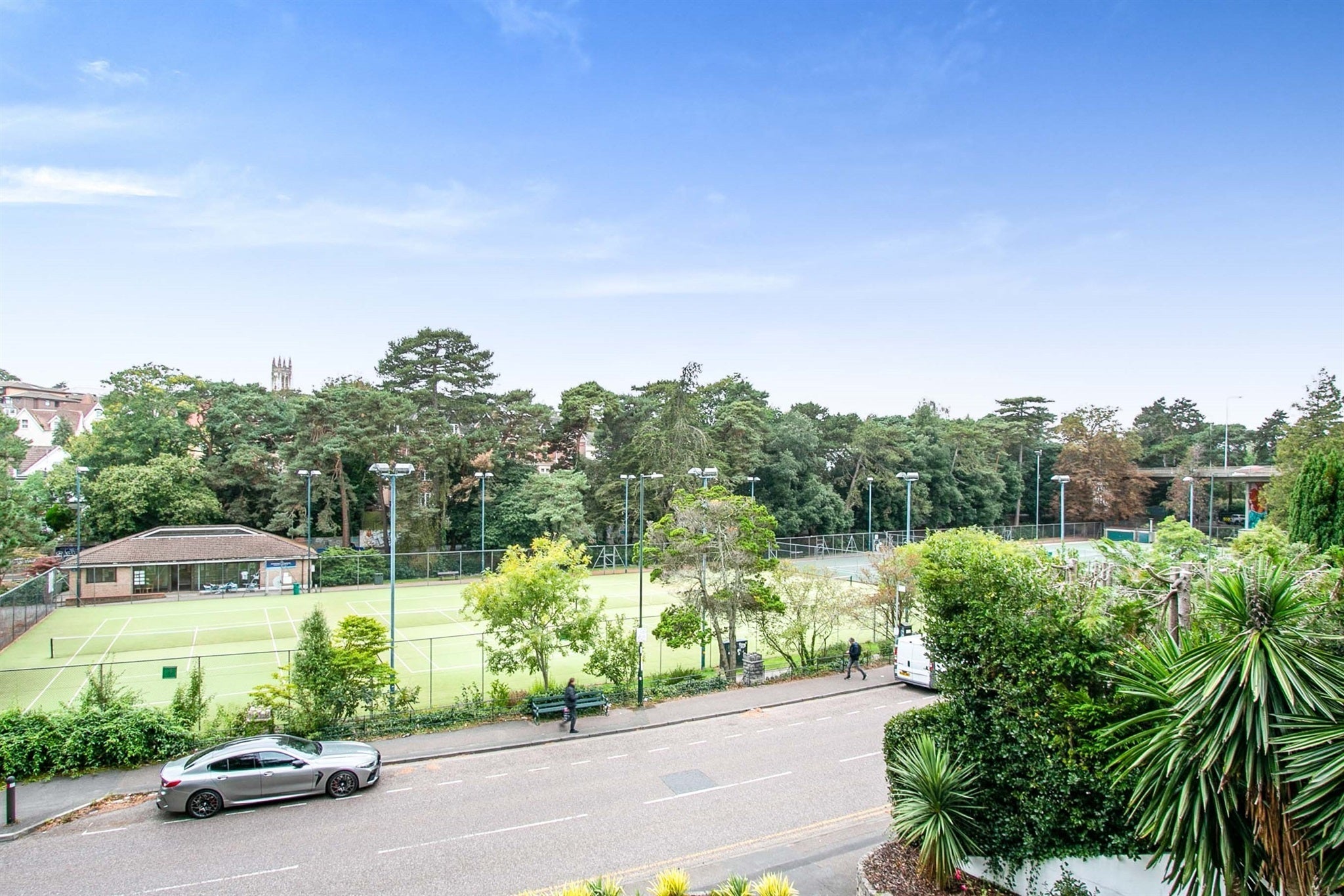 Flat Bourne Avenue in Bournemouth