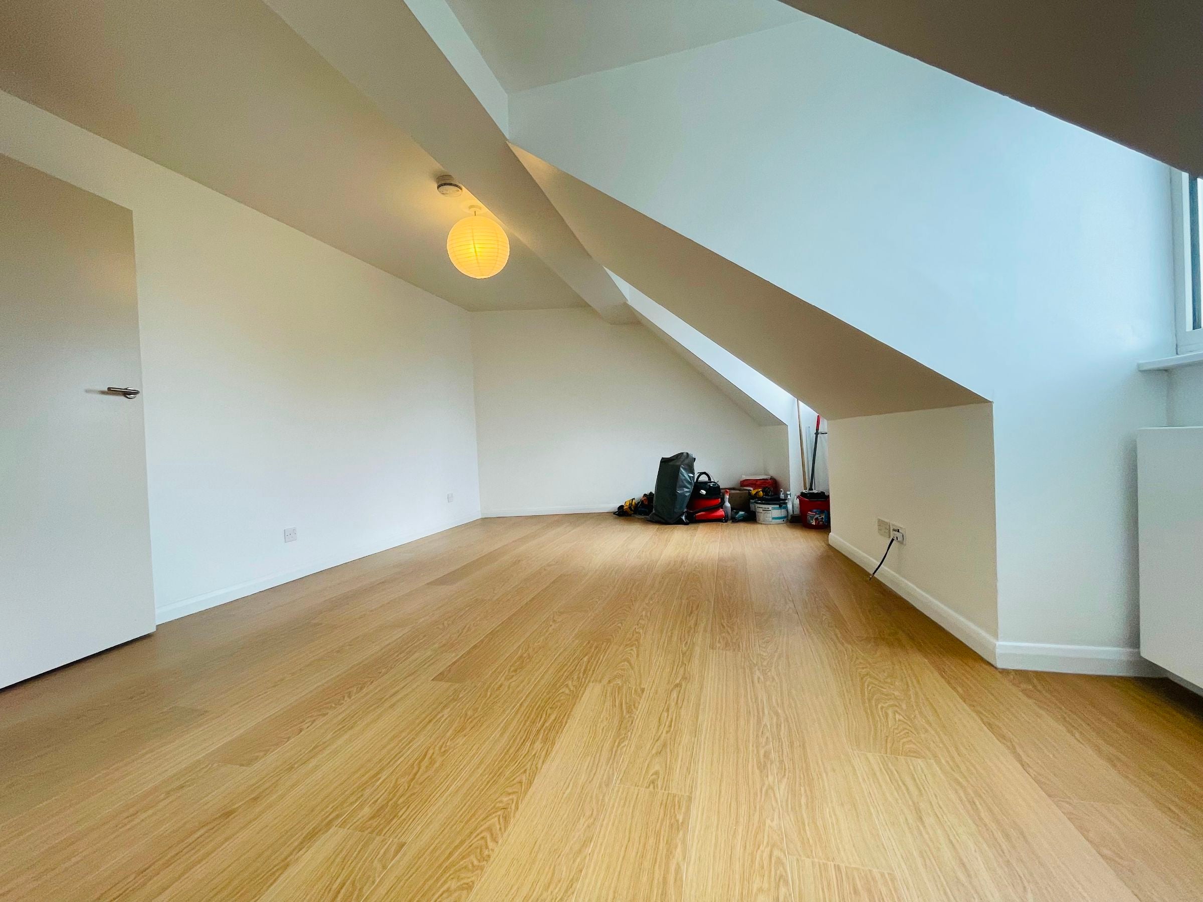 Flat Petherton Road in Greater London