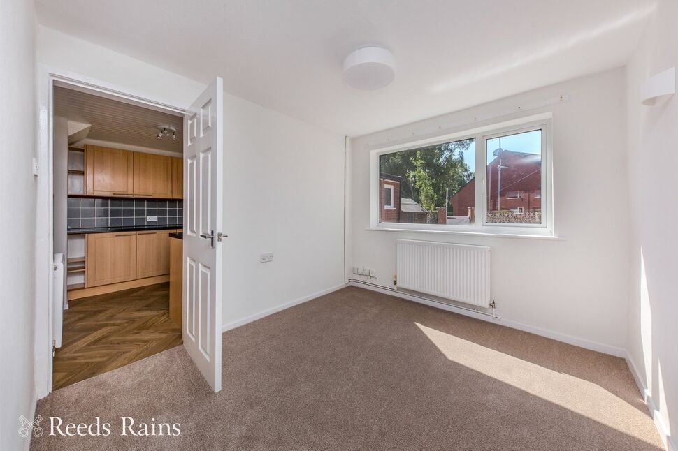 House Kirkstall Close in Macclesfield