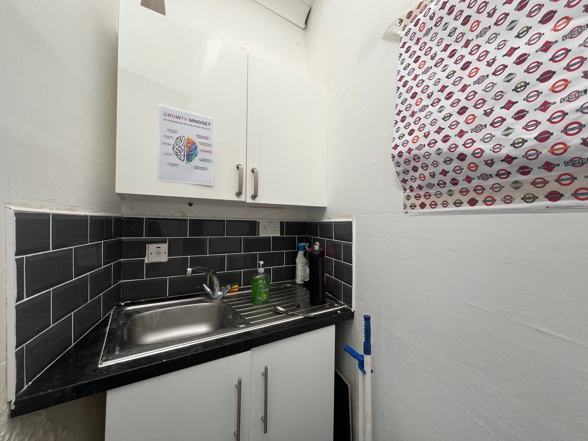 Flat Alexandra Road in Greater London