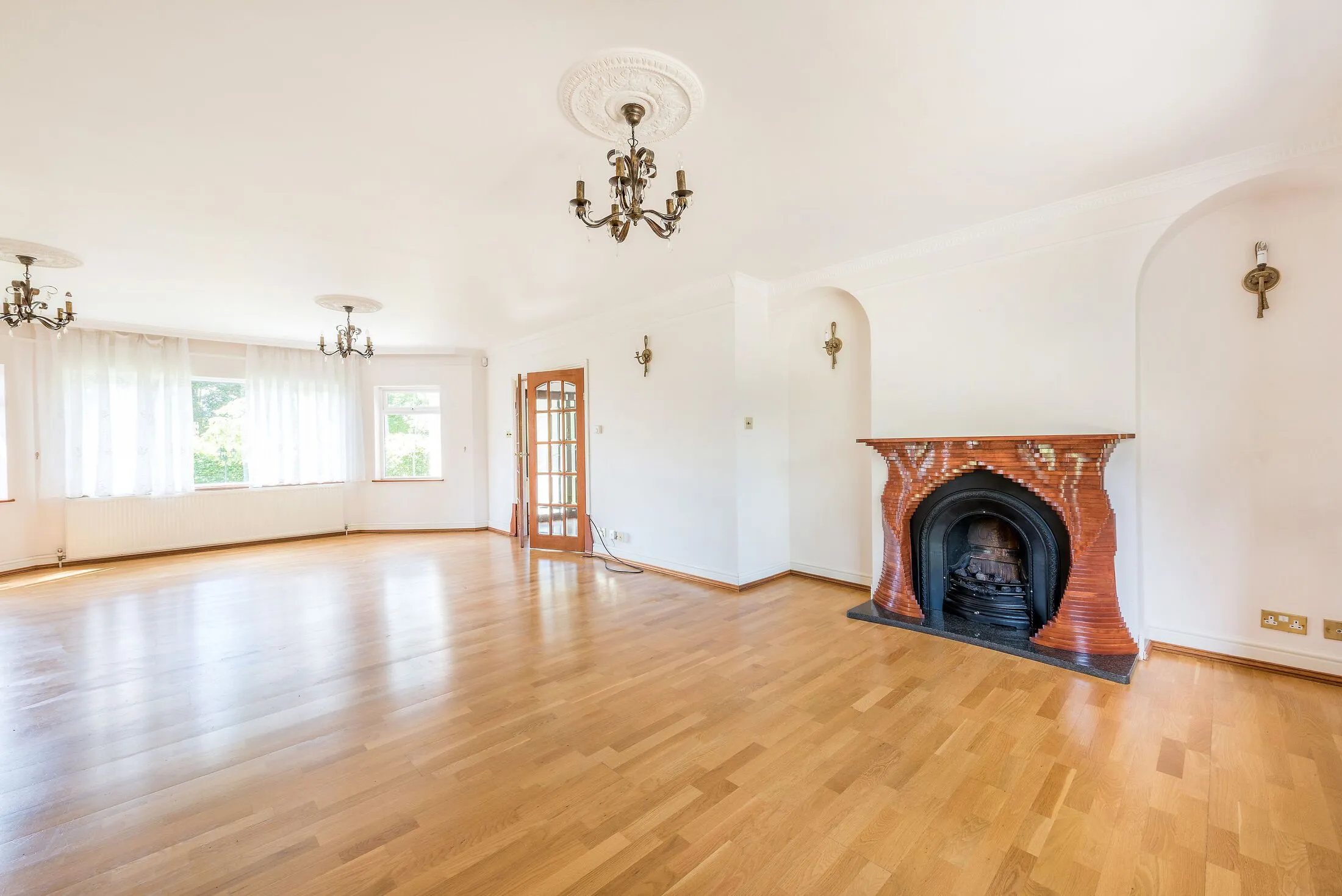 House Ballard Close in Greater London
