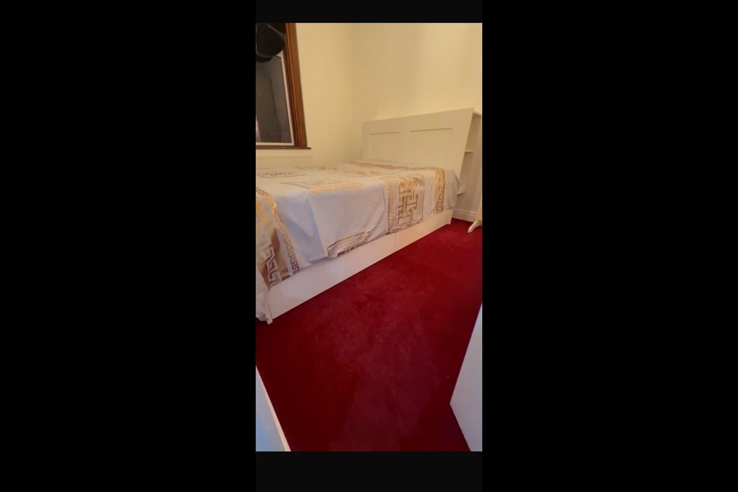Room Hunter Road in Greater London
