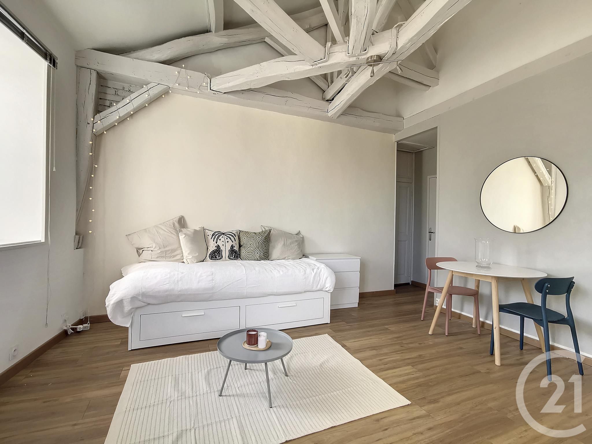 Flat Rue des Tournelles in Troyes