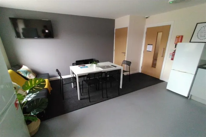 Room Middle Street in Nottingham