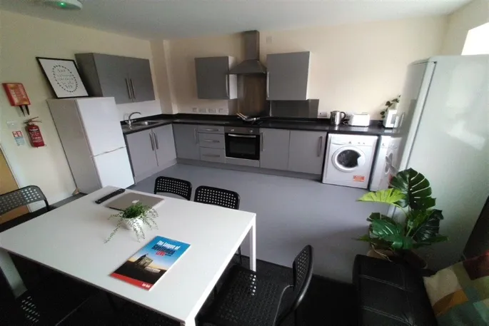 Room Middle Street in Nottingham