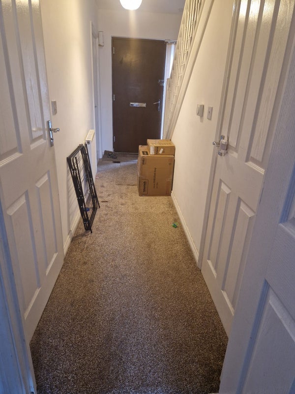 House Glen Way in Telford
