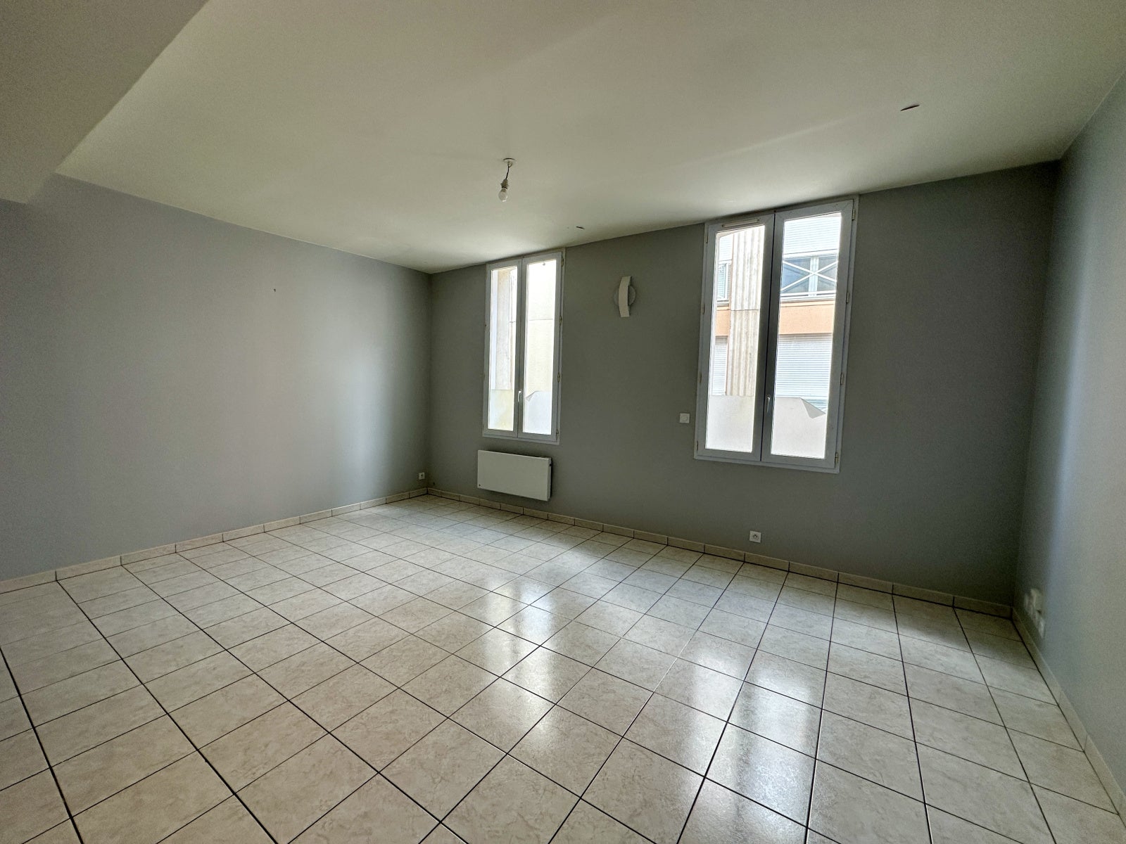 Appartement Rue de la Reine des Prés à Magné