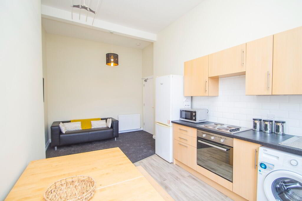 Flat New Mart Road in City of Edinburgh