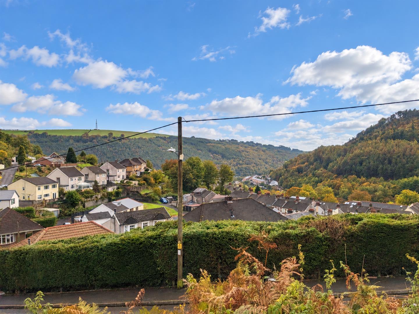 House Pant-y-Pwdyn Road in Abertillery