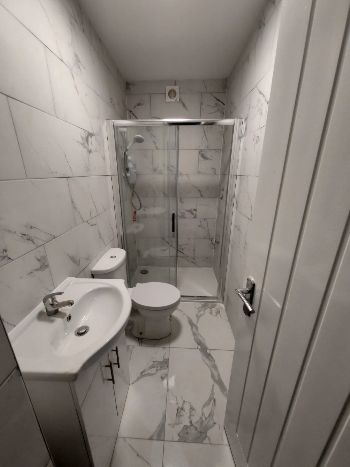 Flat Bromley Road in Greater London