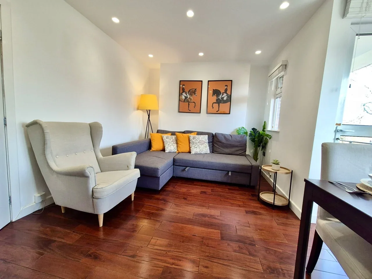 Flat Canonbury Road in Greater London