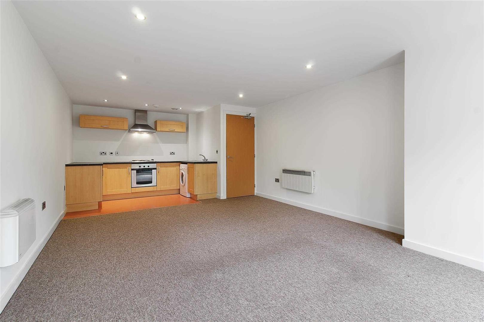 Flat Wain Avenue in Chesterfield