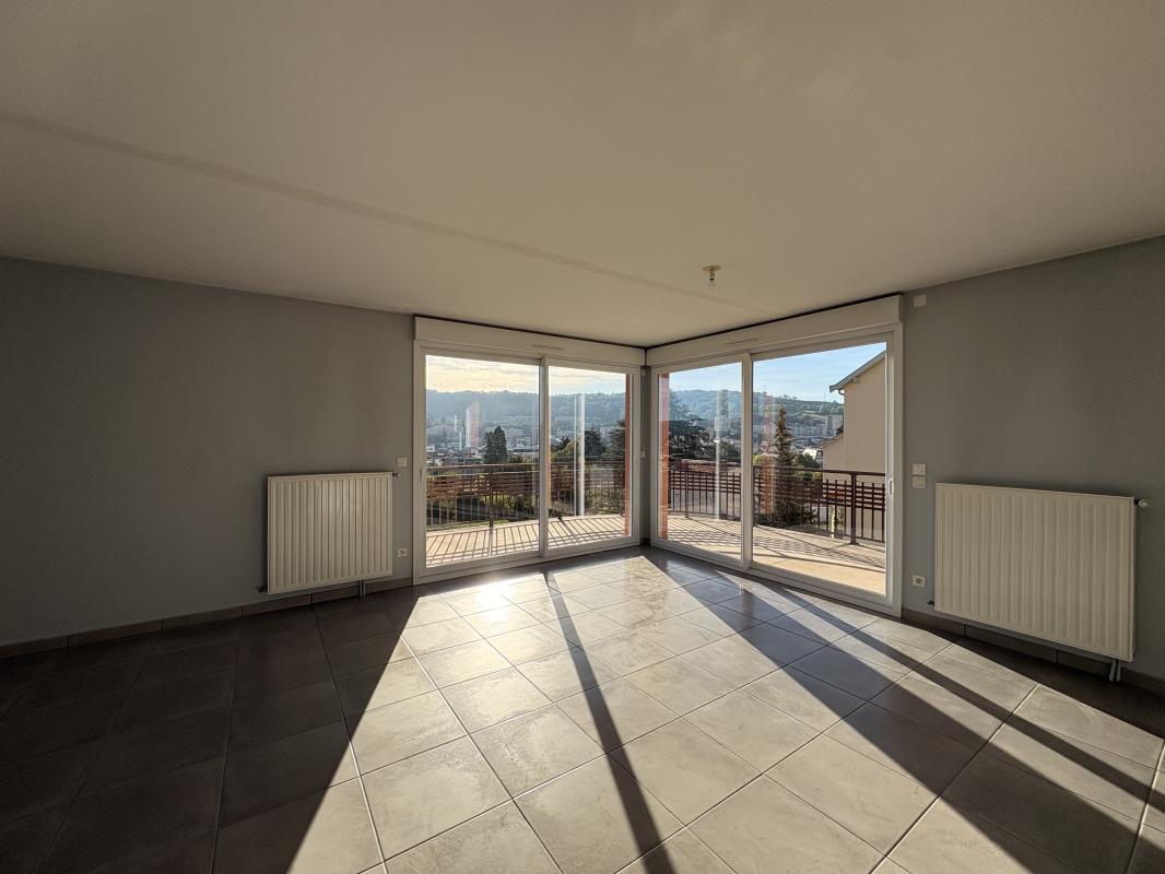 Flat Rue de Coloin in Le Puy-en-Velay