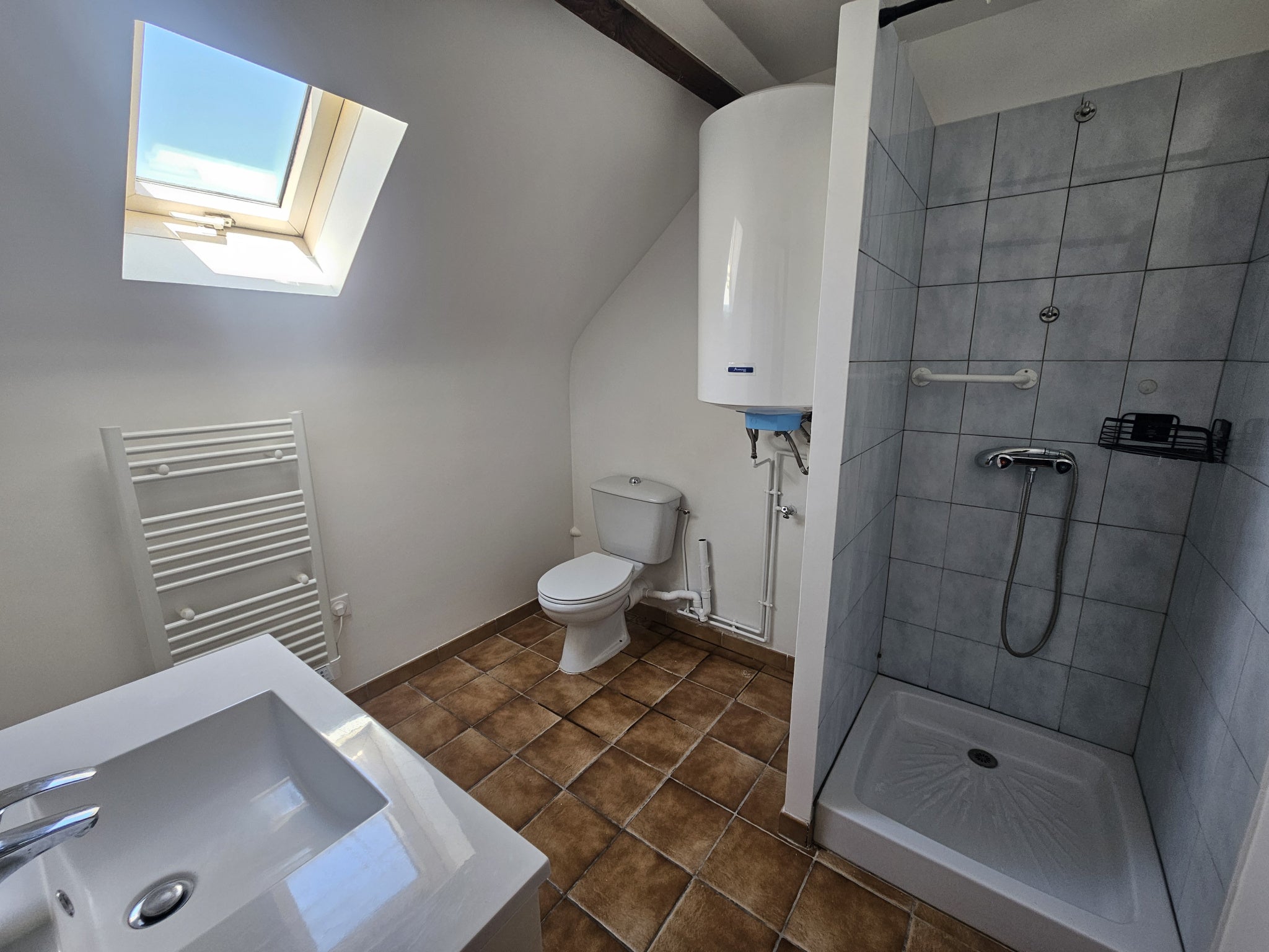 Flat Rue Gabriel Péri in Breux-Jouy