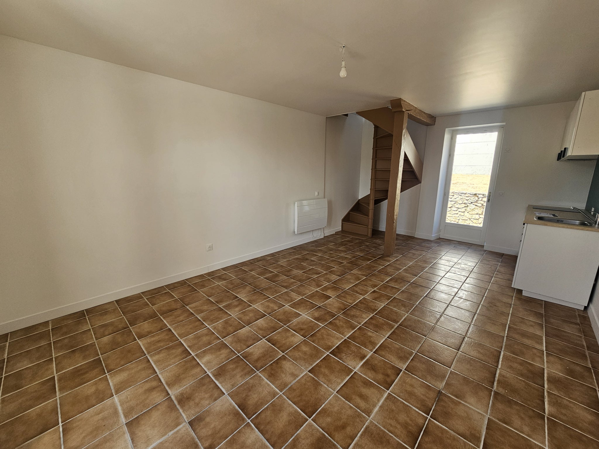 Flat Rue Gabriel Péri in Breux-Jouy