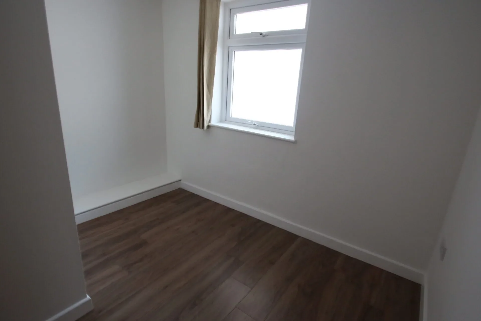 Flat Lower Road in Maidstone
