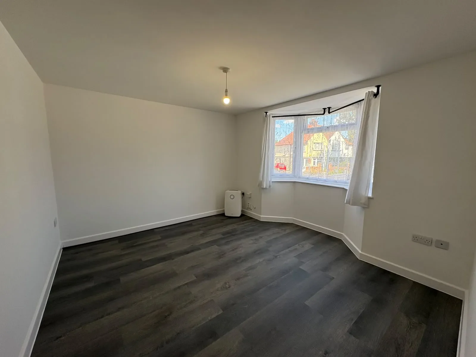 Flat Lower Road in Maidstone