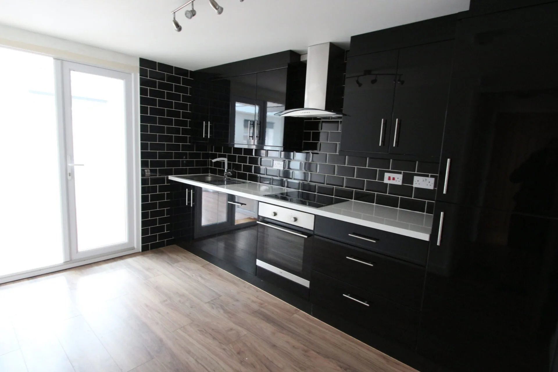 Flat Lower Road in Maidstone