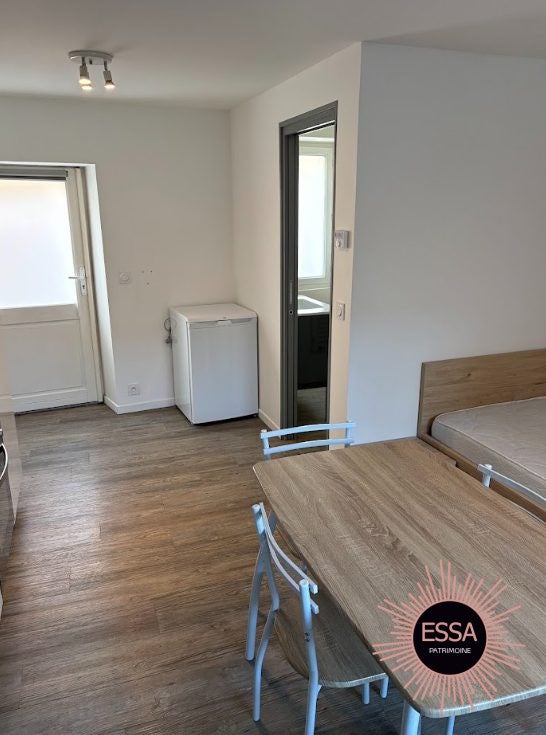 Appartement Rue du 8 Mai à Mézières-sur-Seine