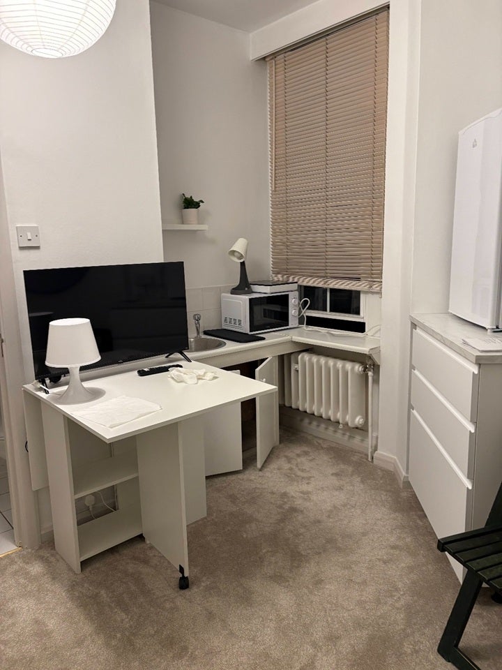 Room Fitz-James Avenue in Greater London