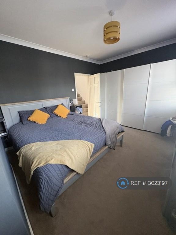 Room Coniston Road in Greater London