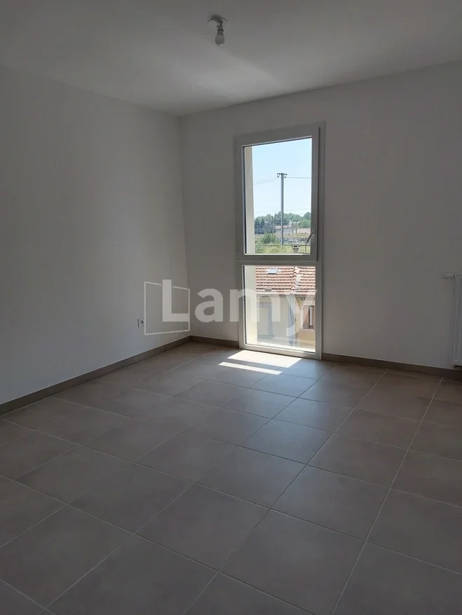 Flat Route de Montfavet in Avignon