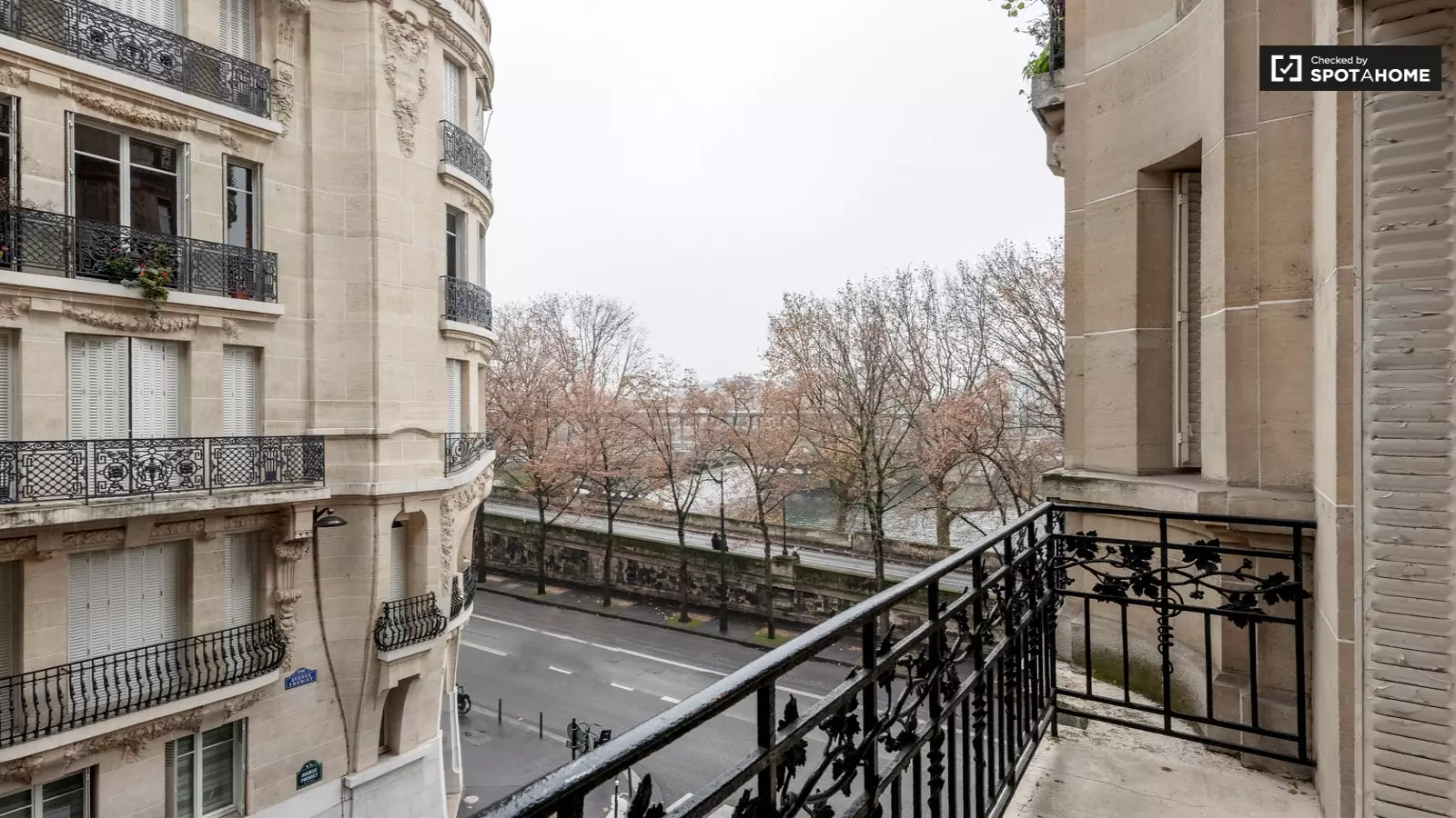 Appartement Avenue René Boylesve à Paris
