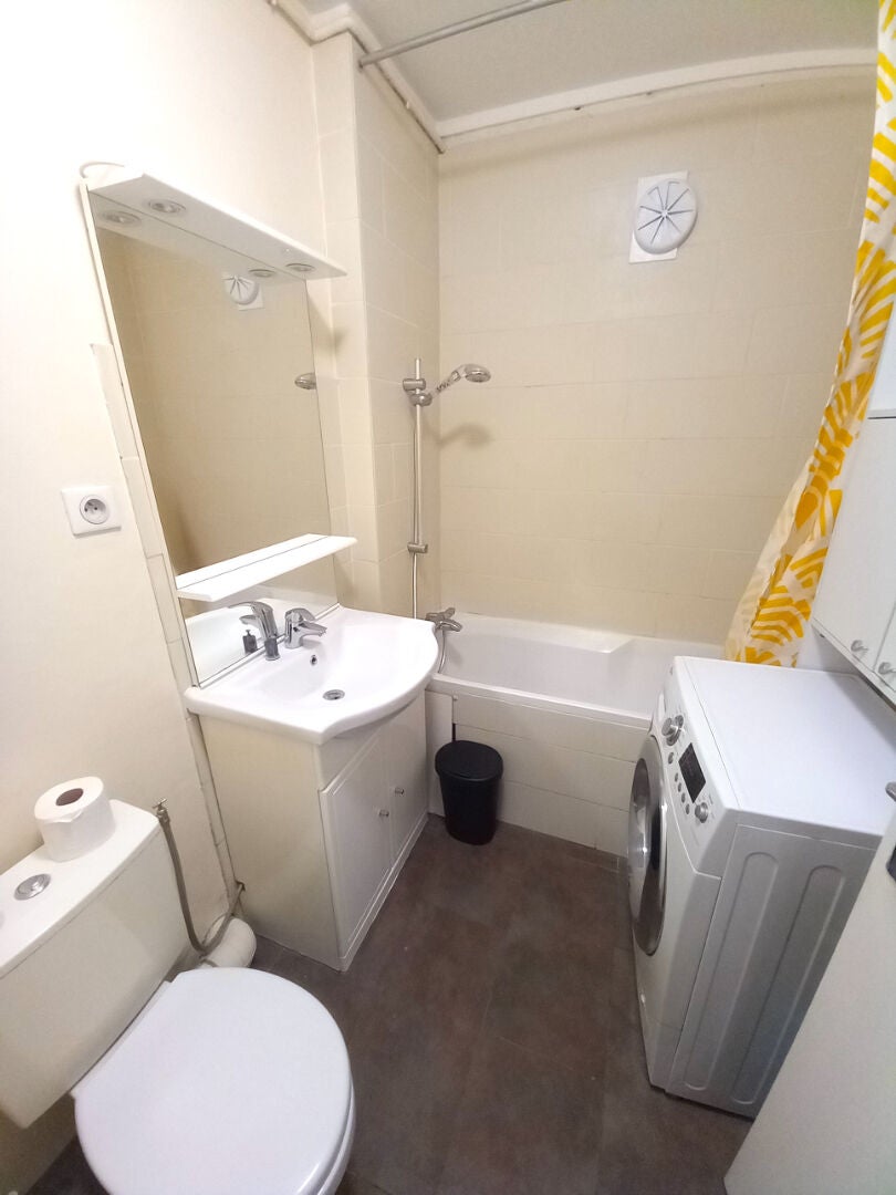 Appartement Allée d'Andrézieux à Paris