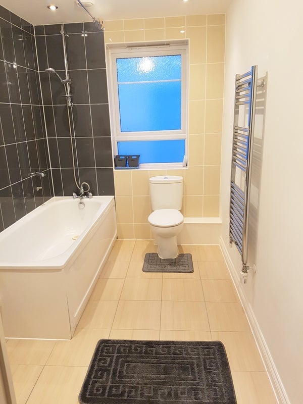 Room Sydenham Road in Greater London
