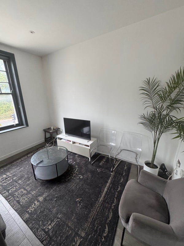 Room Cavendish Road in Greater London