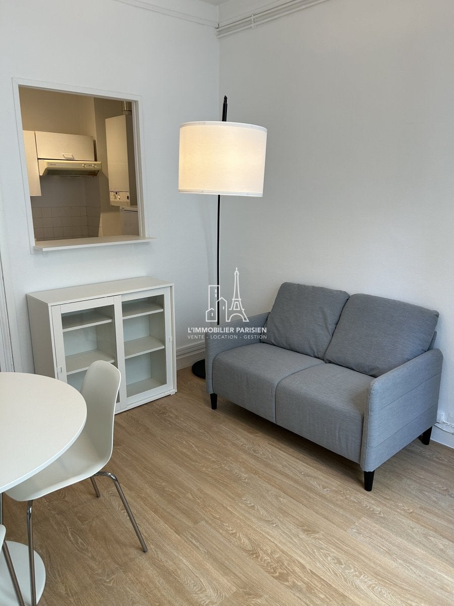 Appartement Rue du Cherche-Midi à Paris