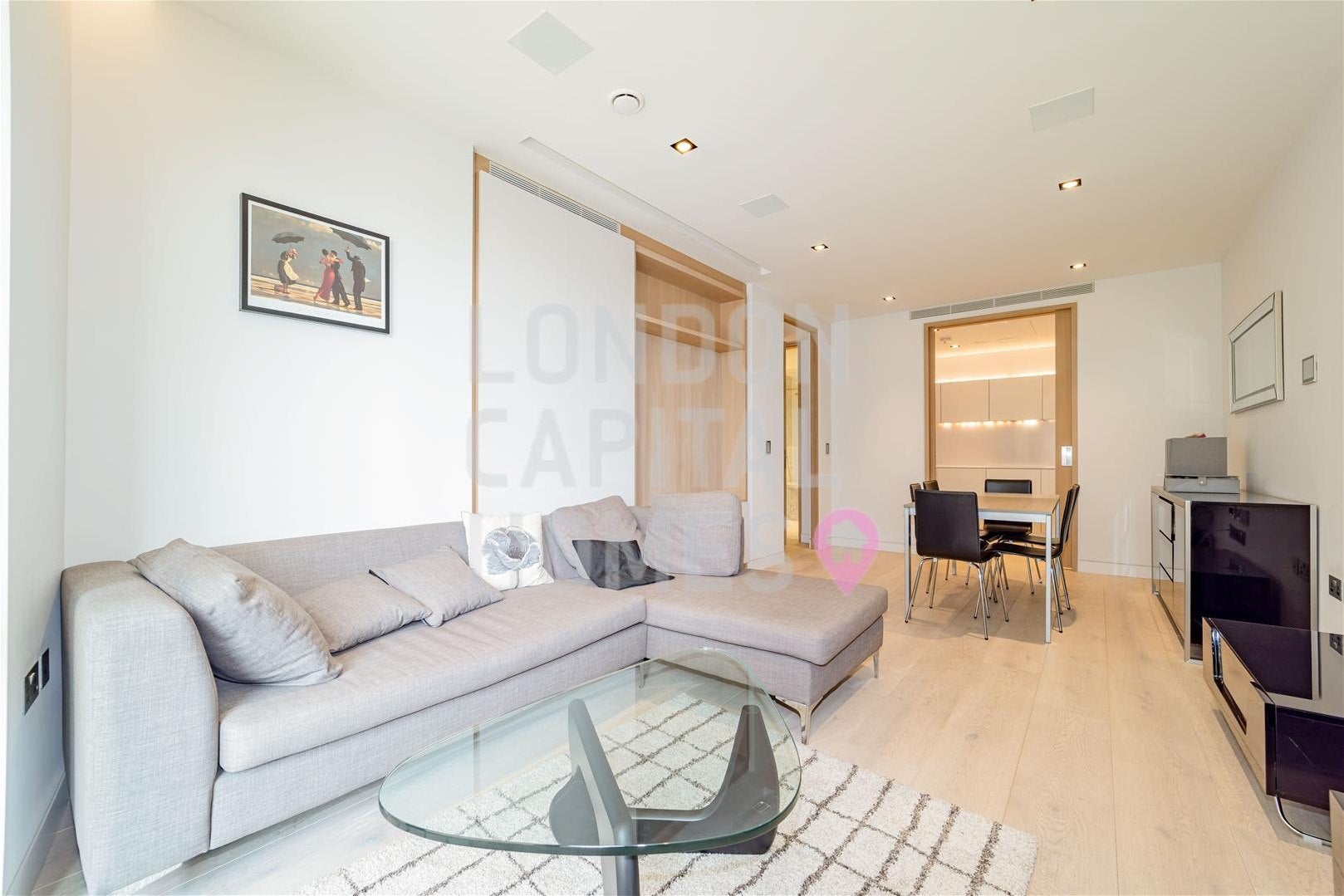 Flat Duchess Walk in Greater London