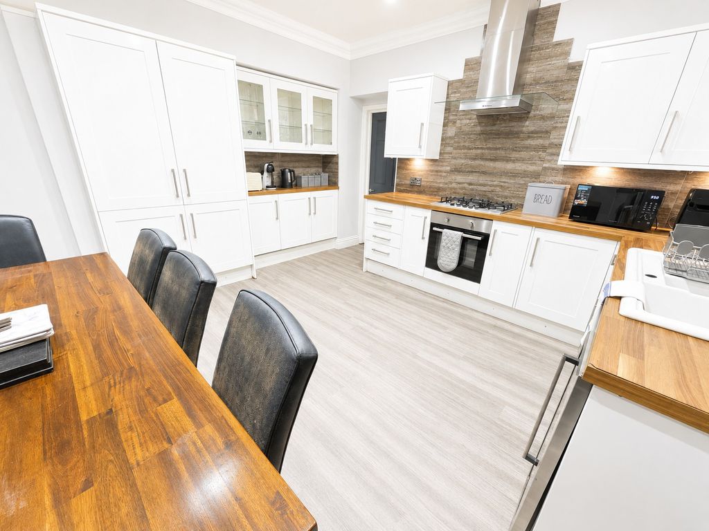 Flat Pembroke Road in Bristol