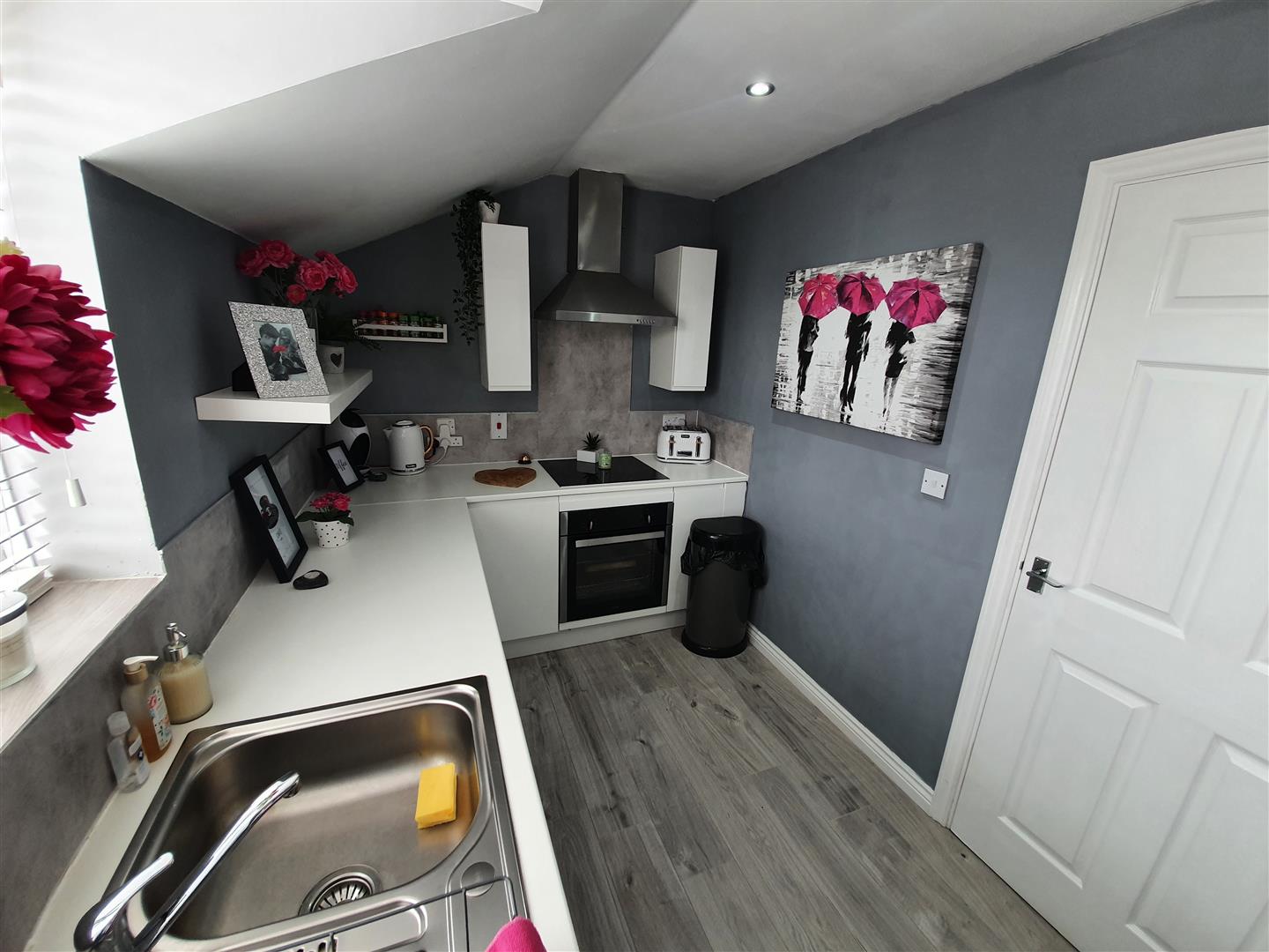 Flat Snowberry Close in Weston-Super-Mare