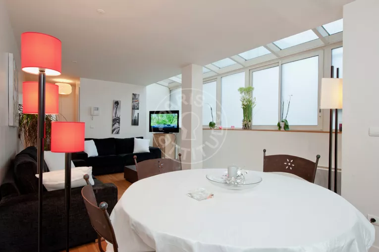 Appartement Rue de Ponthieu à Paris