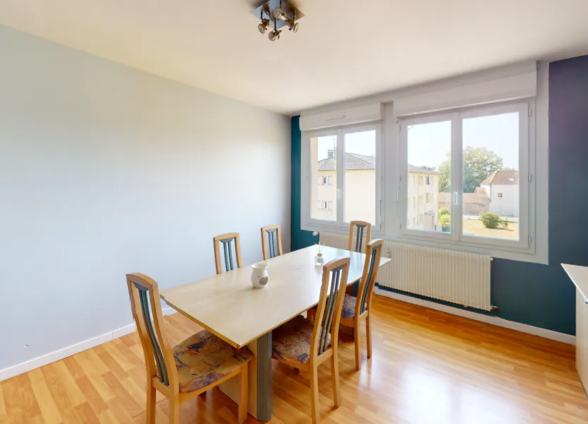Appartement Rue de Cluny à Givry