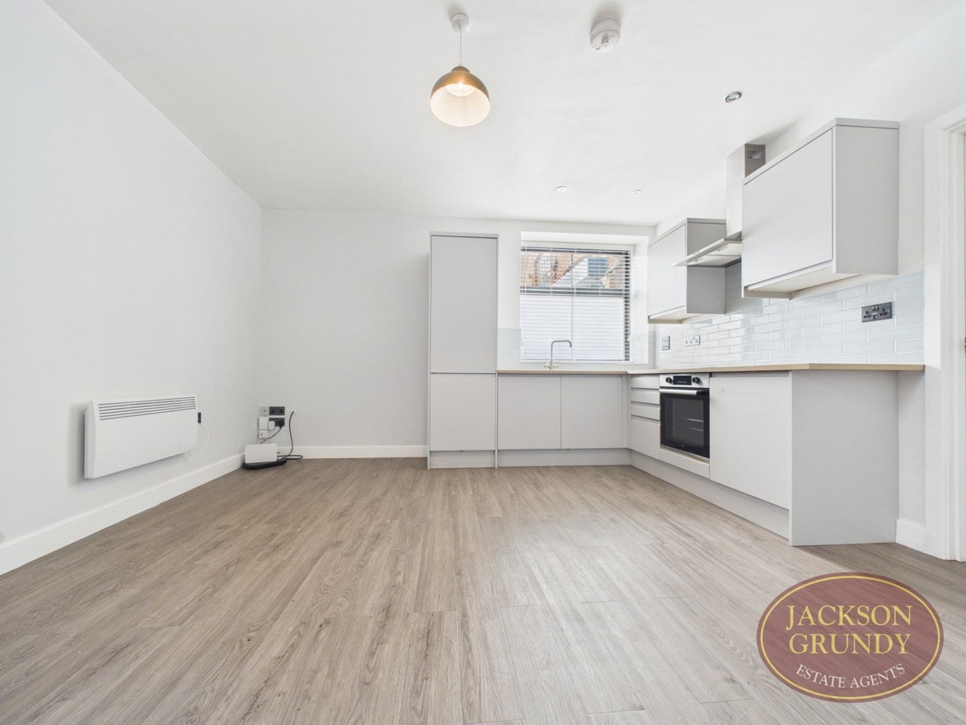 Flat Dunster Street in Northampton