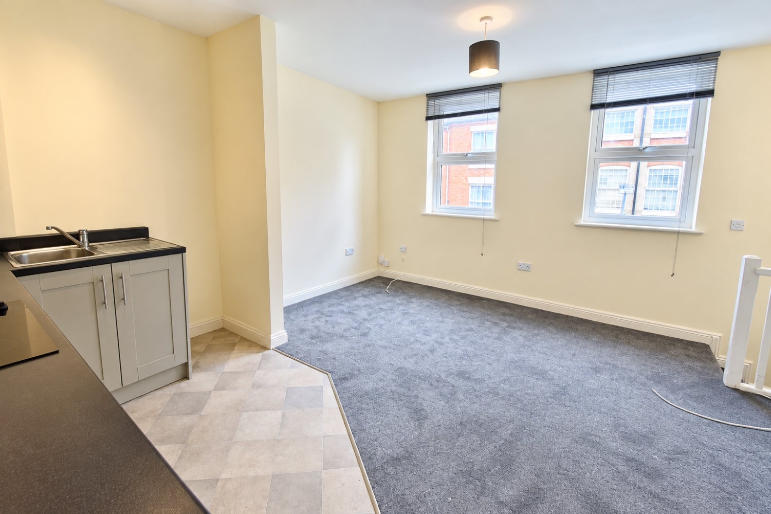 Flat Ecton Street in Northampton