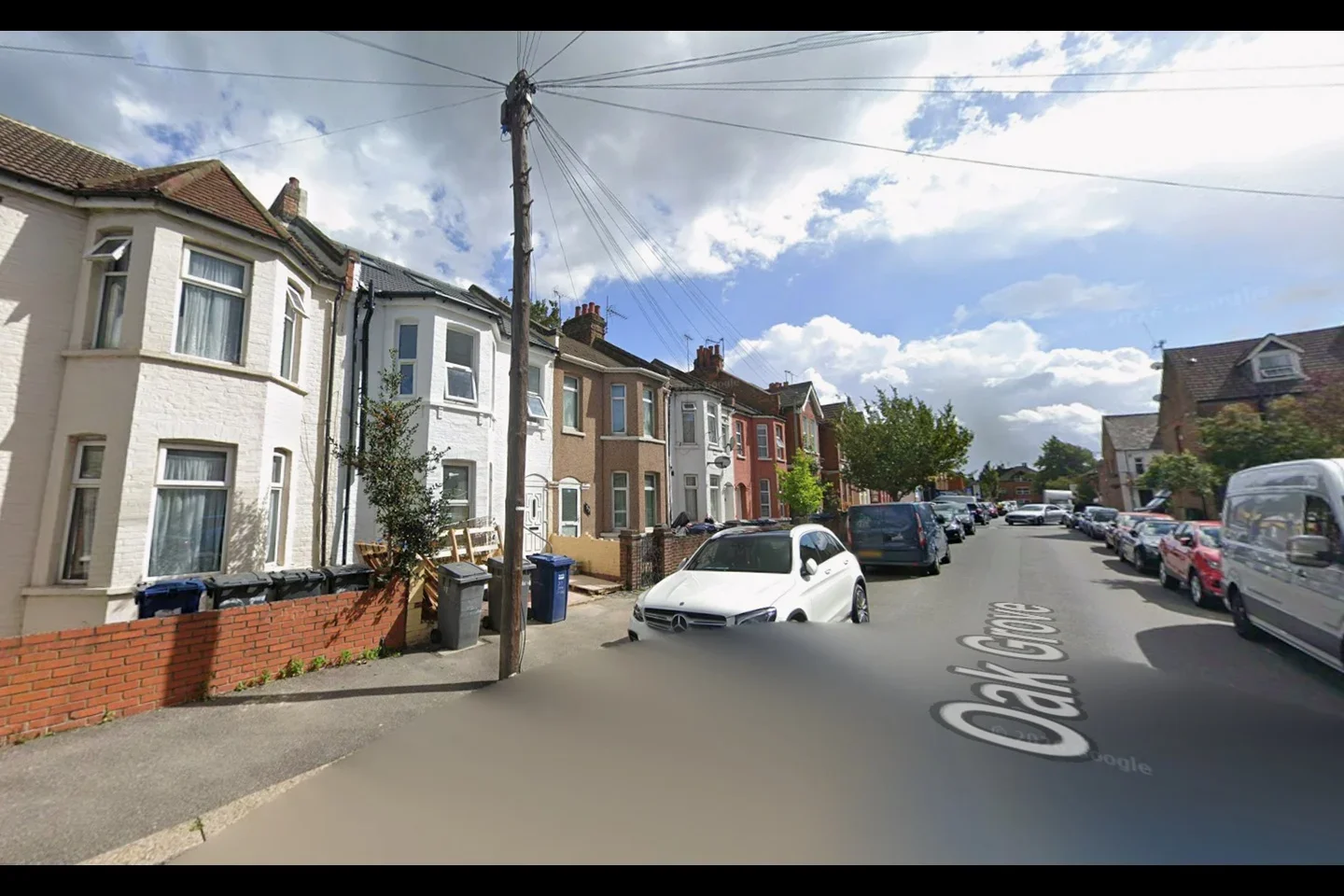 Flat Oak Grove in Greater London